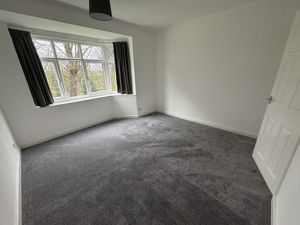 Bedroom- click for photo gallery